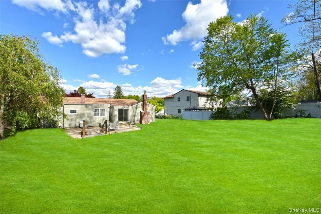 Photo of 20 Dumond Place