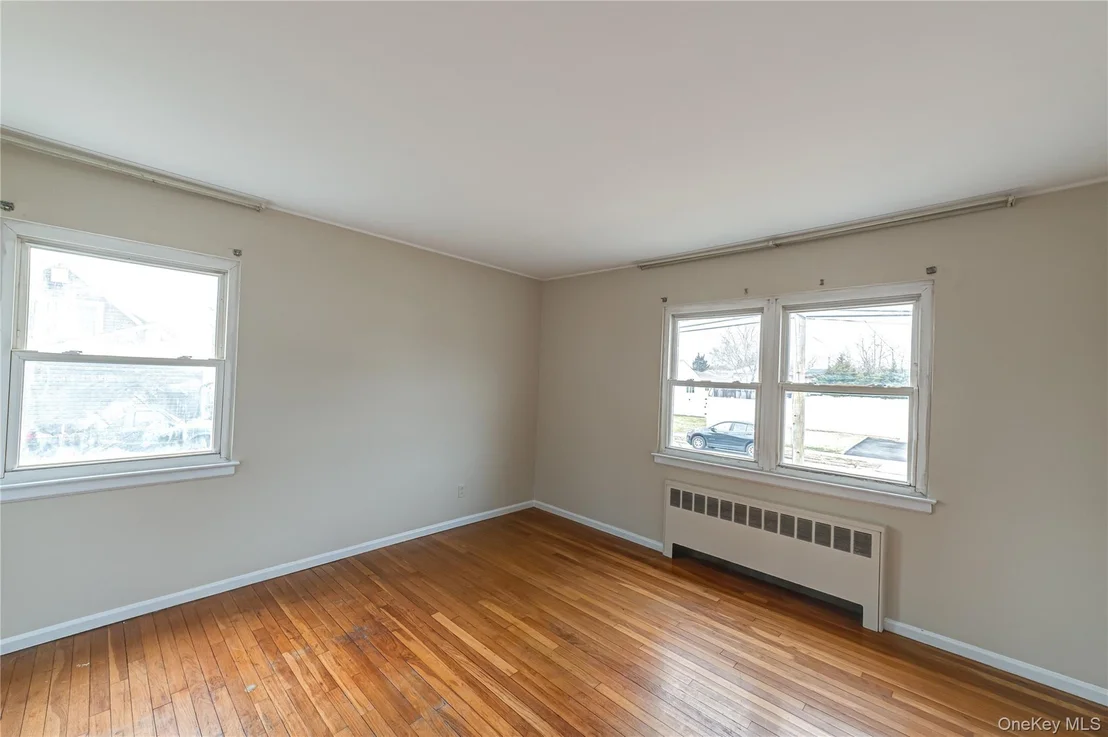 Photo of 855 Pease Lane
