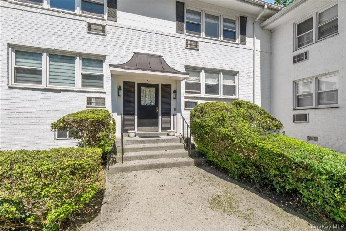 Photo of Unit D at 51 Avon Circle