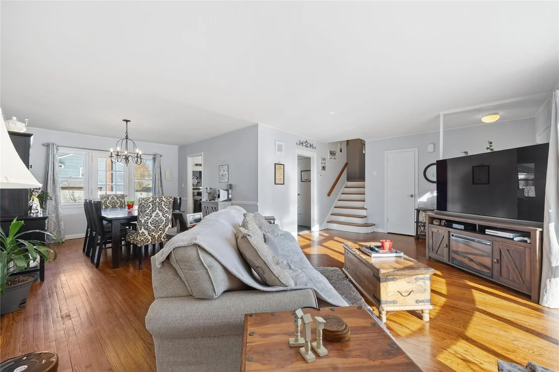 Photo of 40 Barnwell Drive