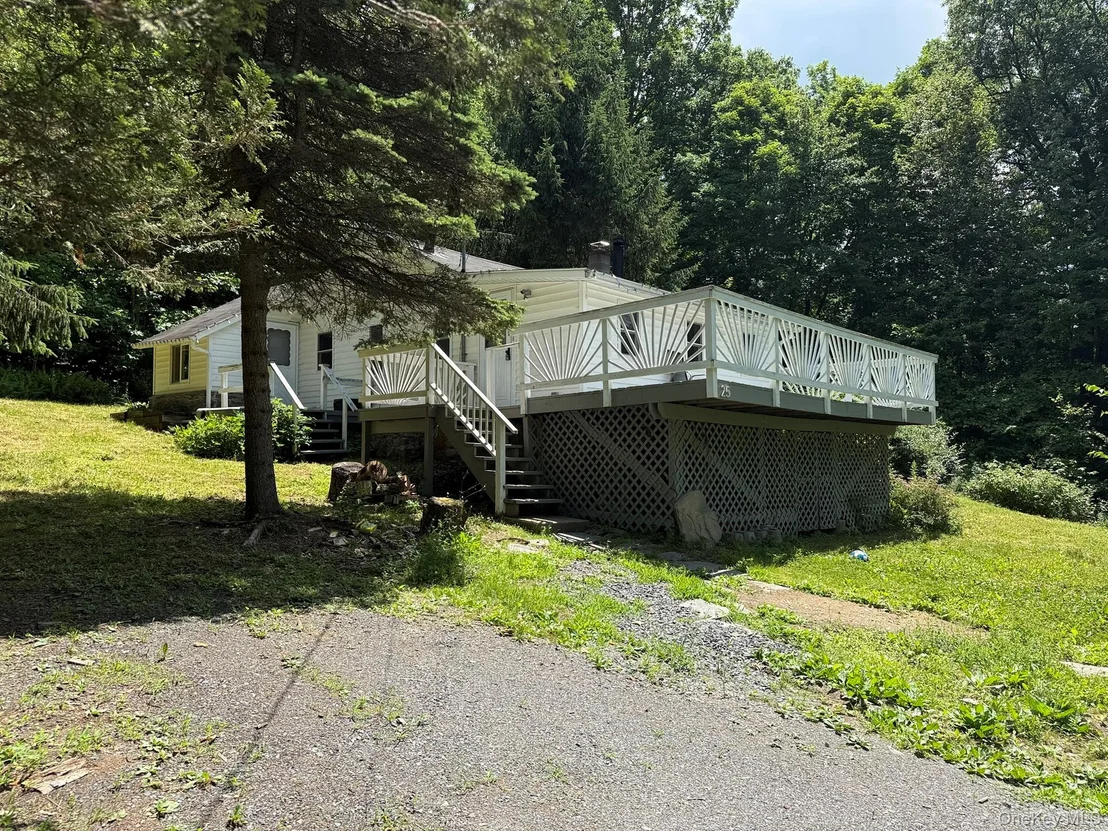 Photo of 25 Gloria Trail