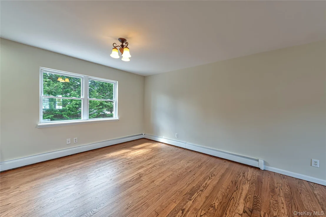 Photo of 44 Westminster Drive