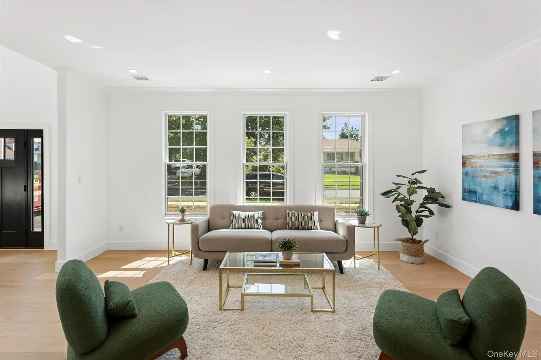 Photo of 1222 Powell Avenue