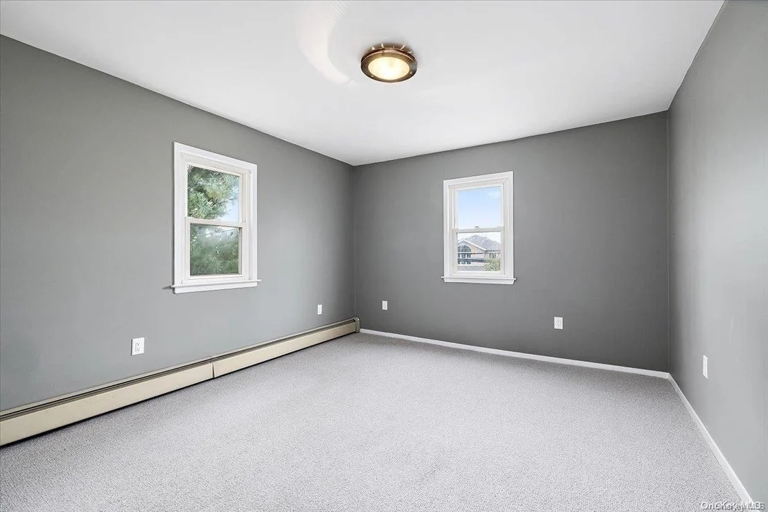 Photo of 187 Plainview Road