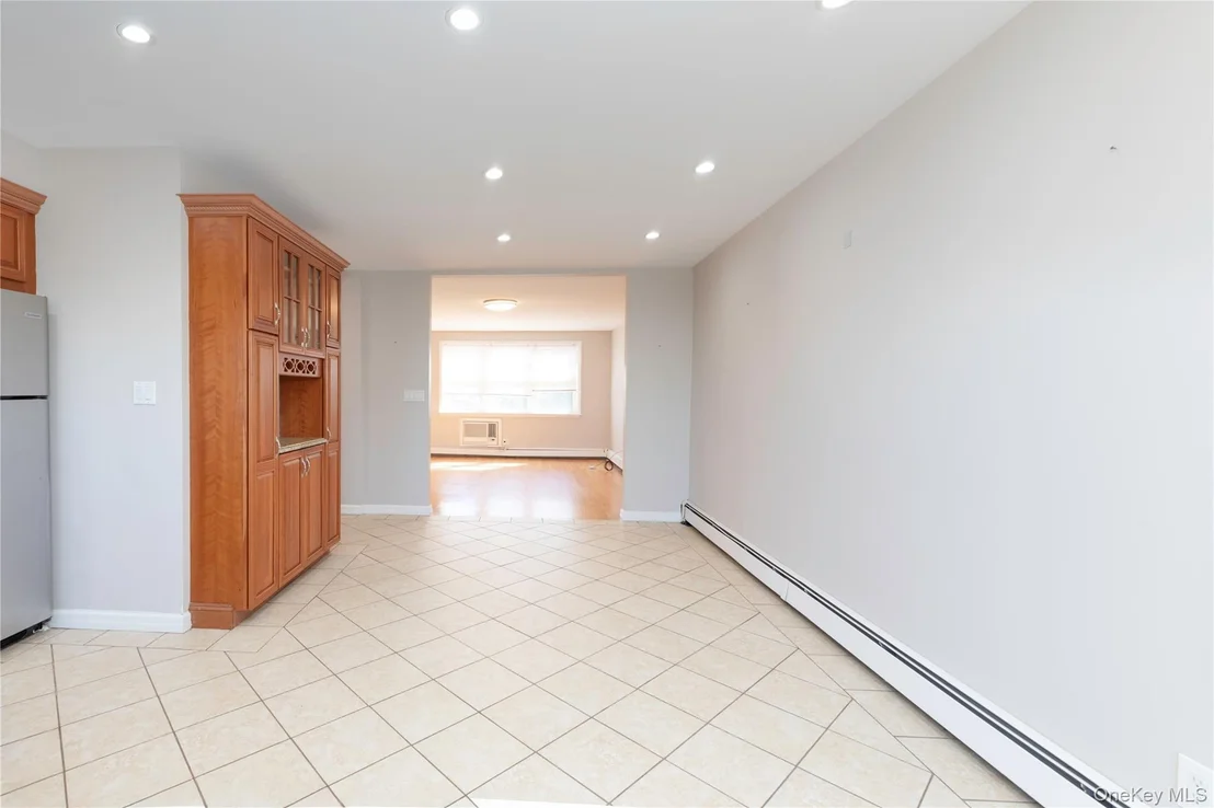 Photo of 223 Ditmars Street