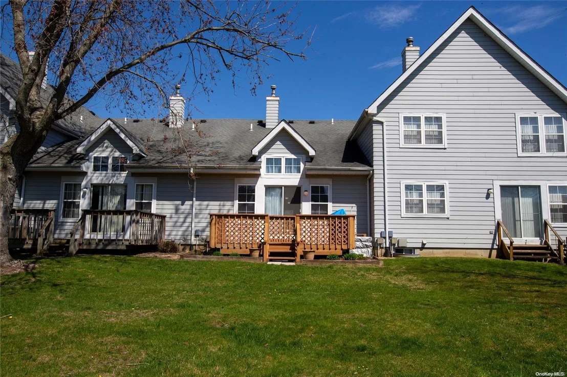 Photo of Unit 22 at 22 Springfield Circle