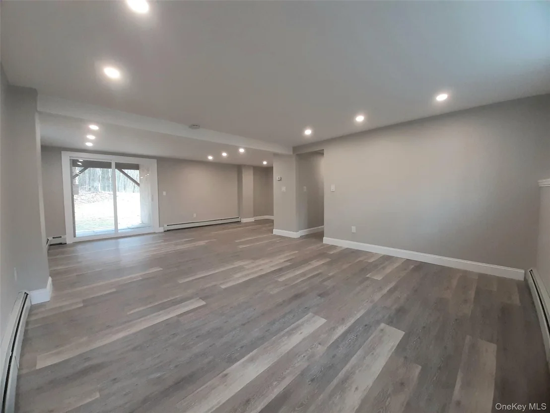 Photo of 38 Pine Woods Road