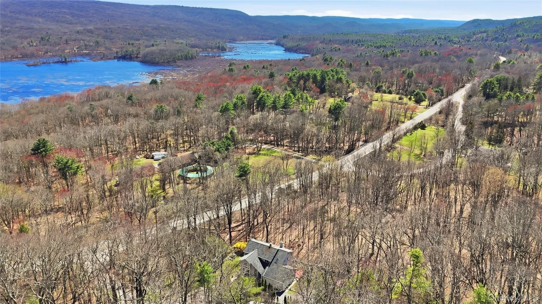 Photo of 9 Rustic Hills Road