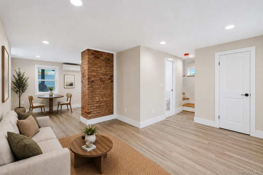 Photo of 10 Robinson Street