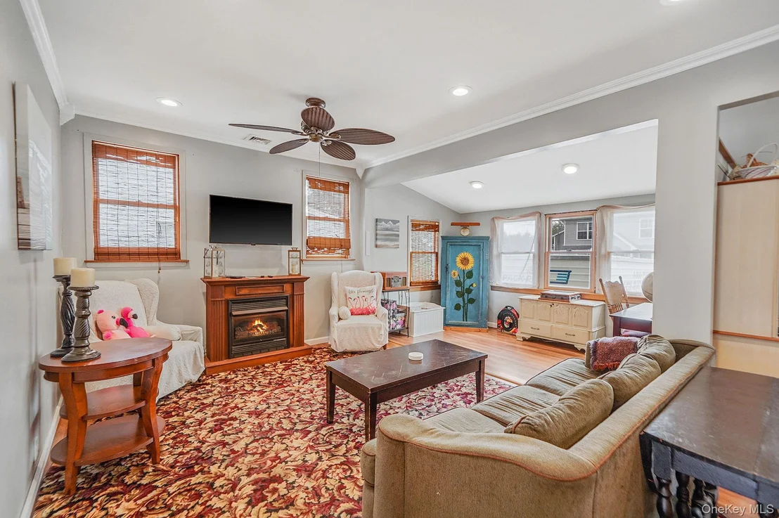 Photo of 25 Patchogue Street