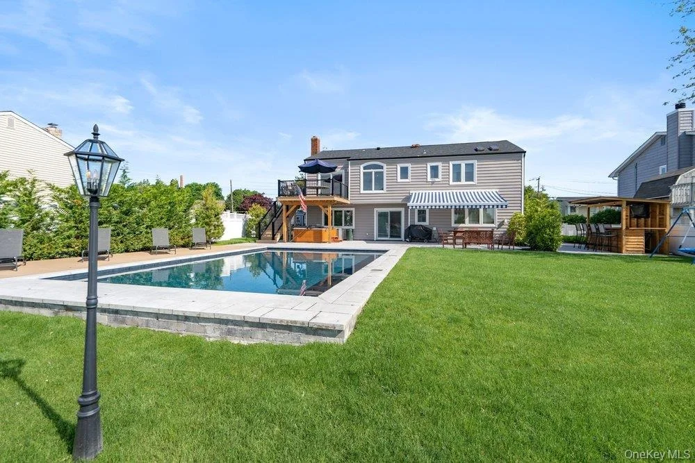 Photo of 159 Driftwood Drive