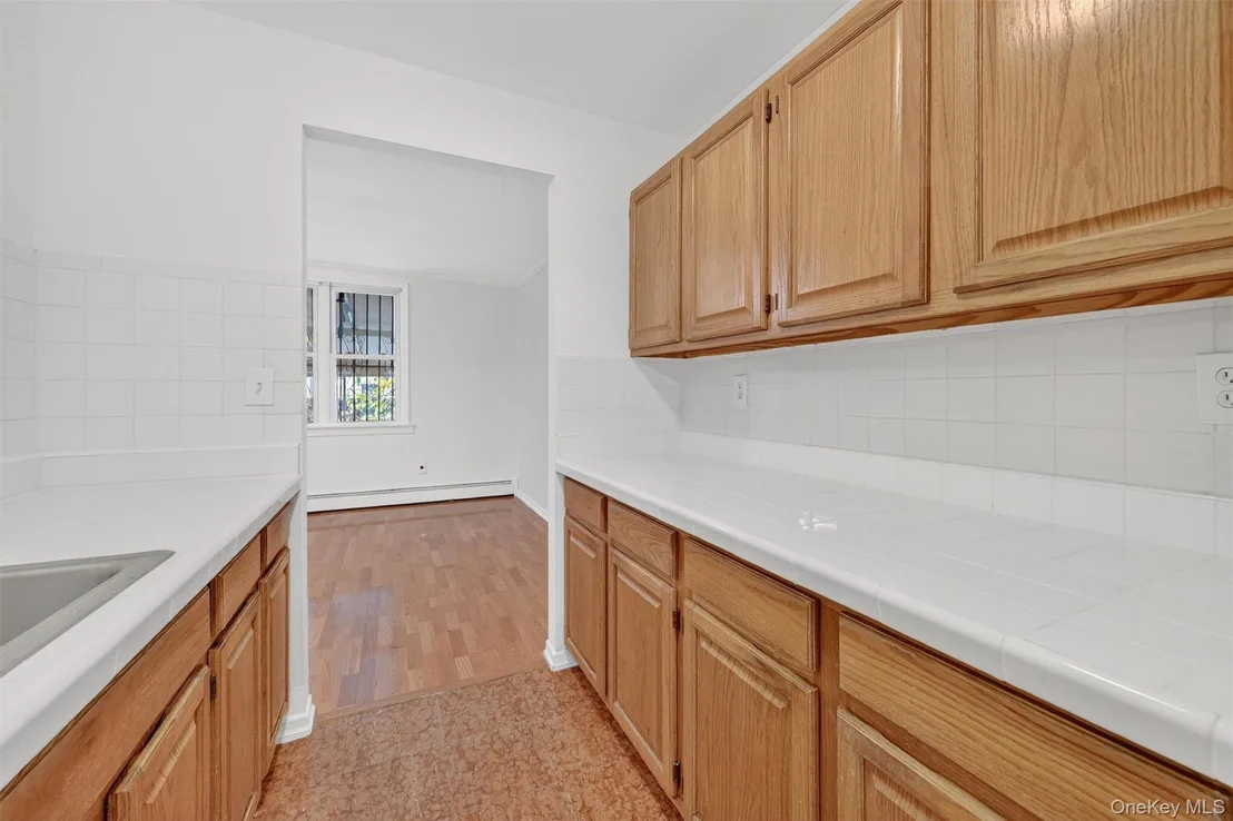 Photo of 1042 Fox Street