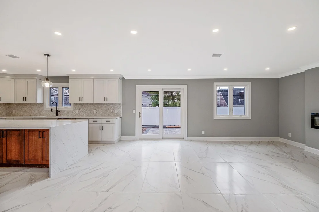 Photo of 72 Crescent Lane