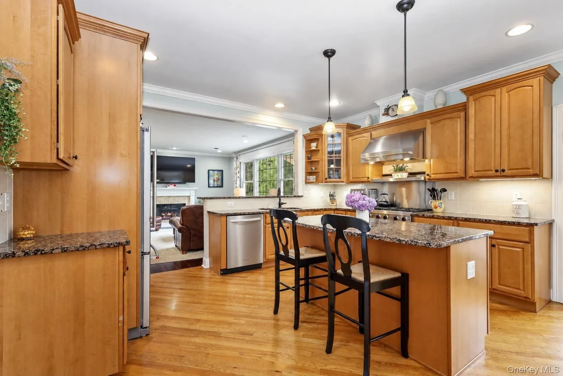 Photo of 20 Parkview Circle