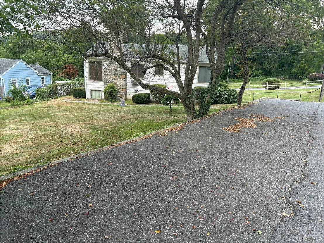 Photo of 10 Huron Road