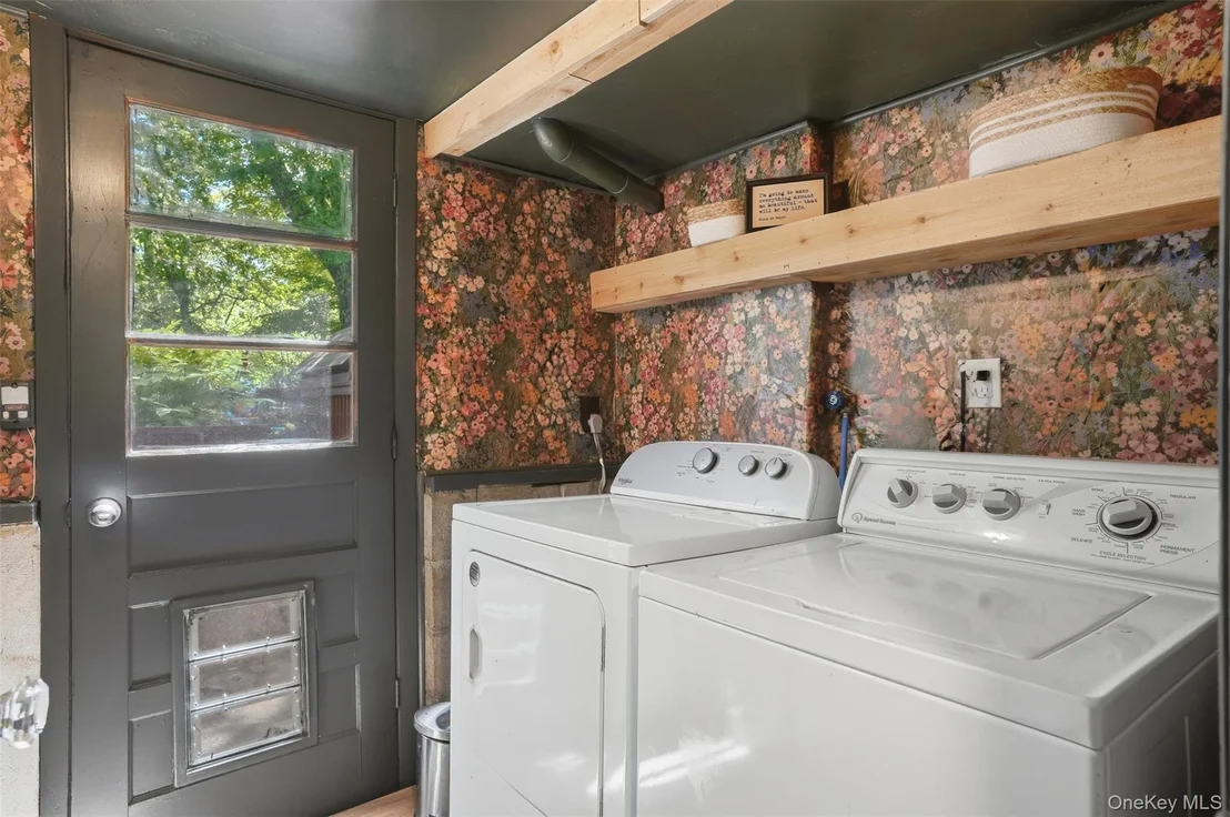 Photo of 16 Howland Road