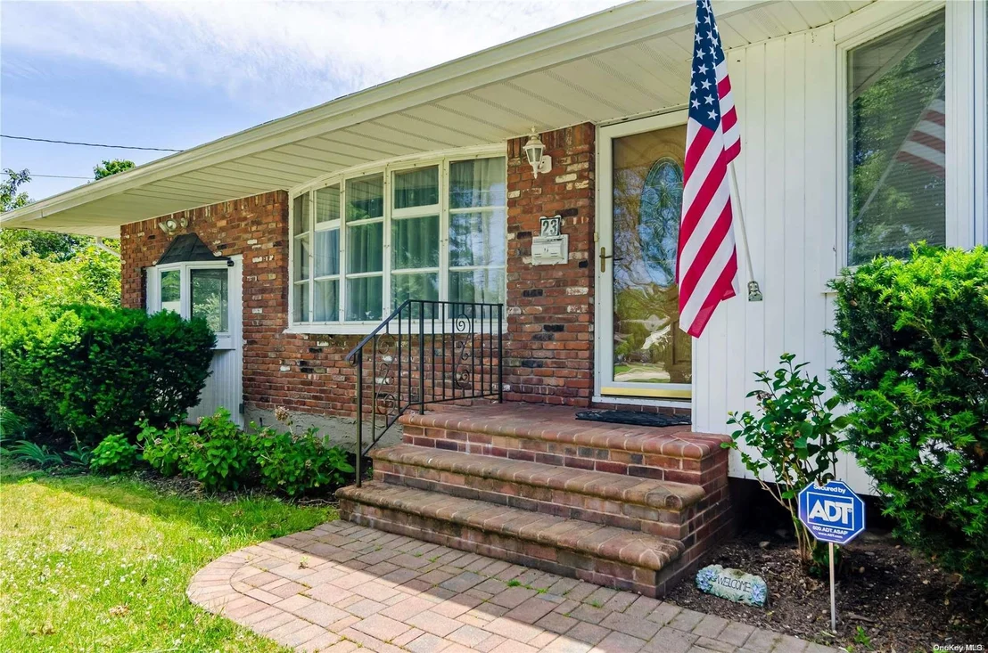 Photo of 23 Mangin Road