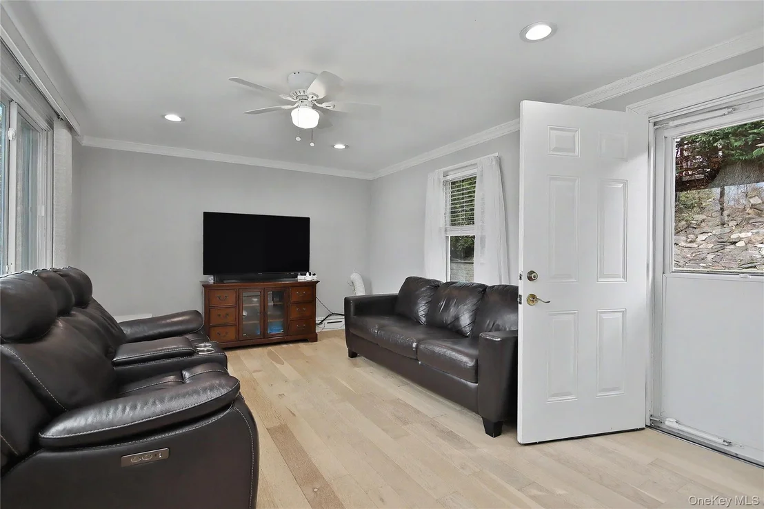 Photo of 14 Emerald Place