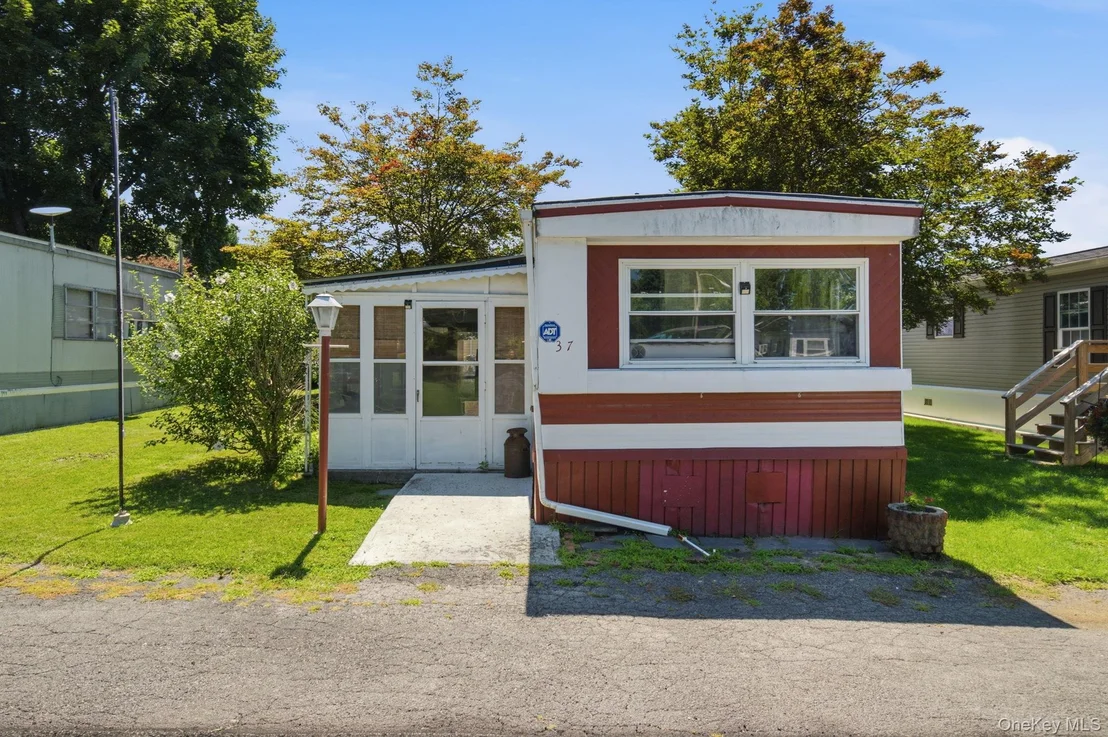 Photo of Unit 37 at 37 Treeline Circle