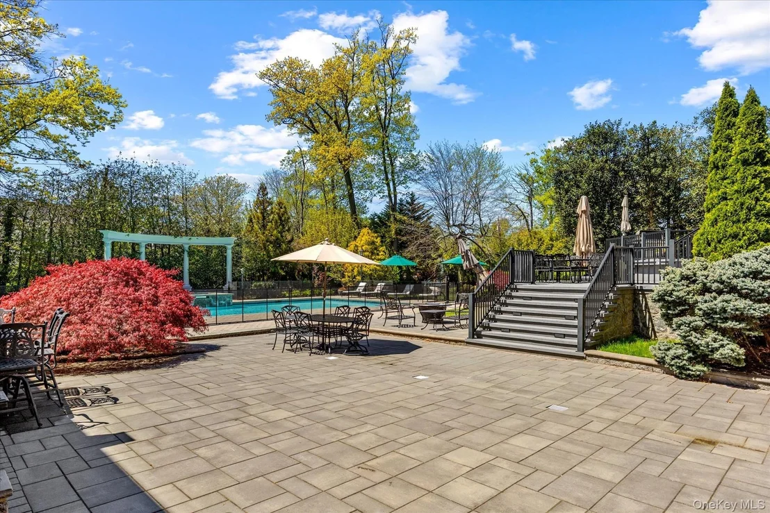 Photo of 10 Hemlock Drive