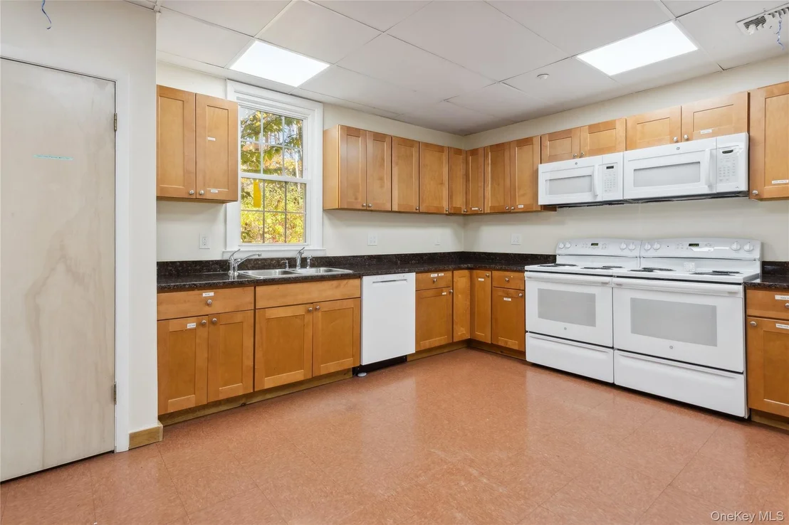 Photo of 58 Goose Hill Road
