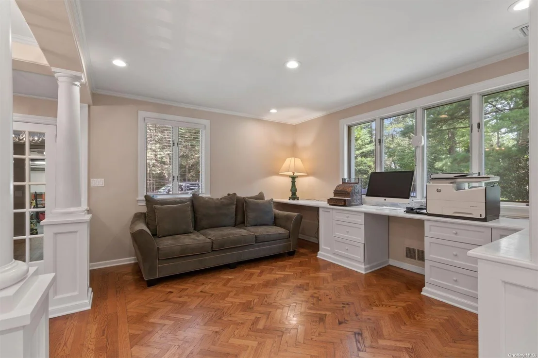 Photo of 232 Cleft Road