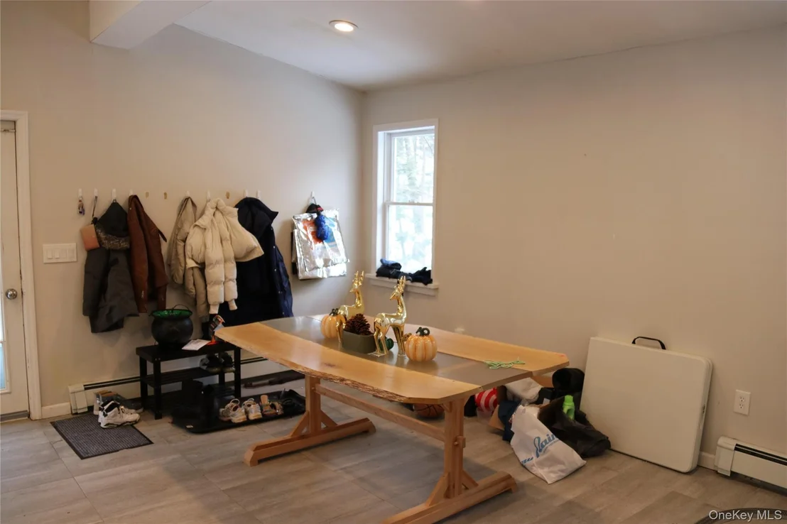 Photo of 741 Peenpack Trail