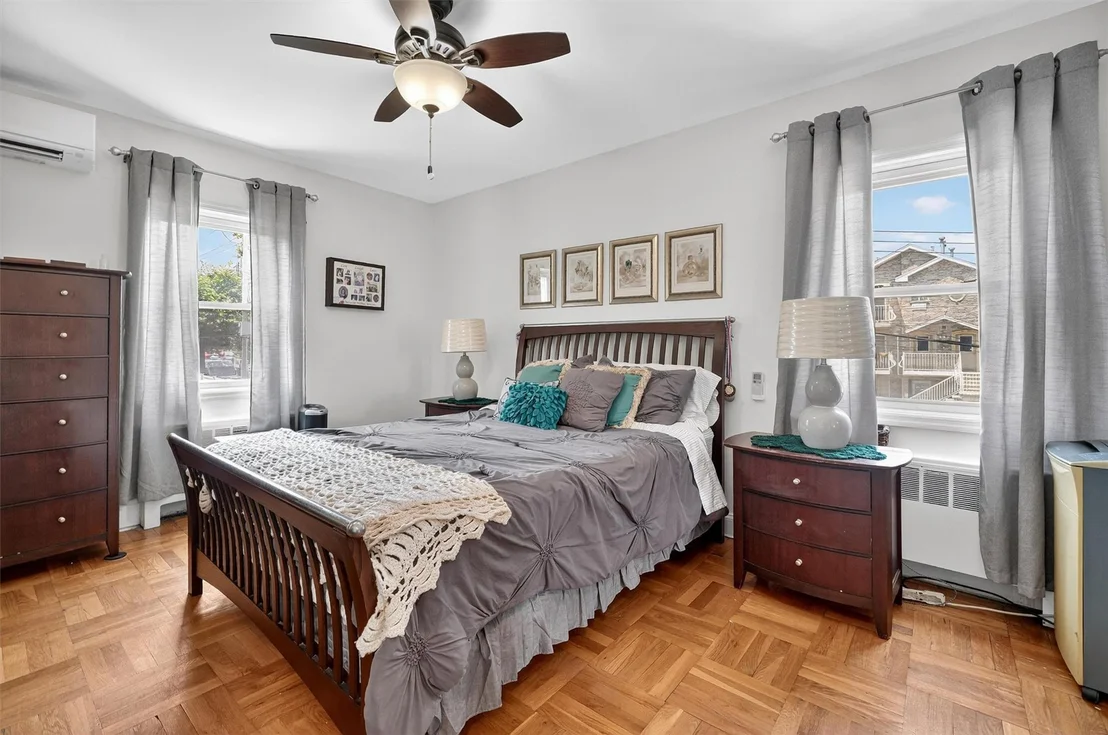 Photo of 767 Clarence Avenue