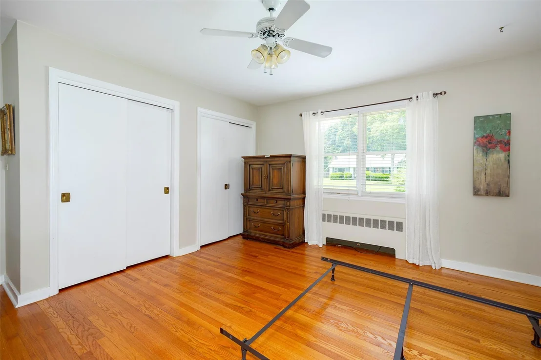 Photo of 18 Lorraine Boulevard