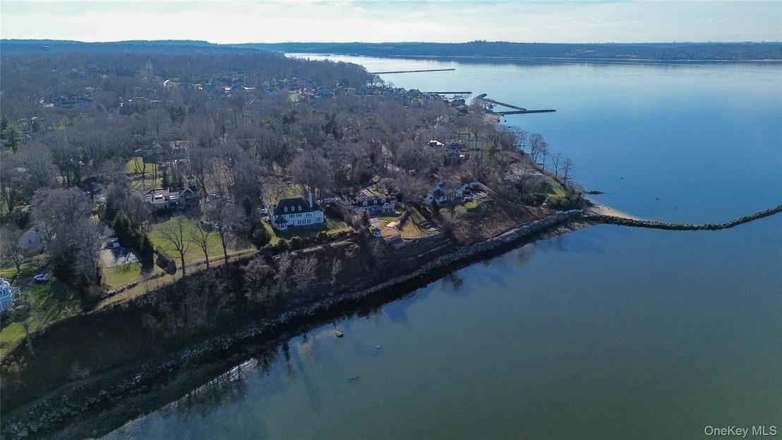 Photo of 5 Cedar Lane