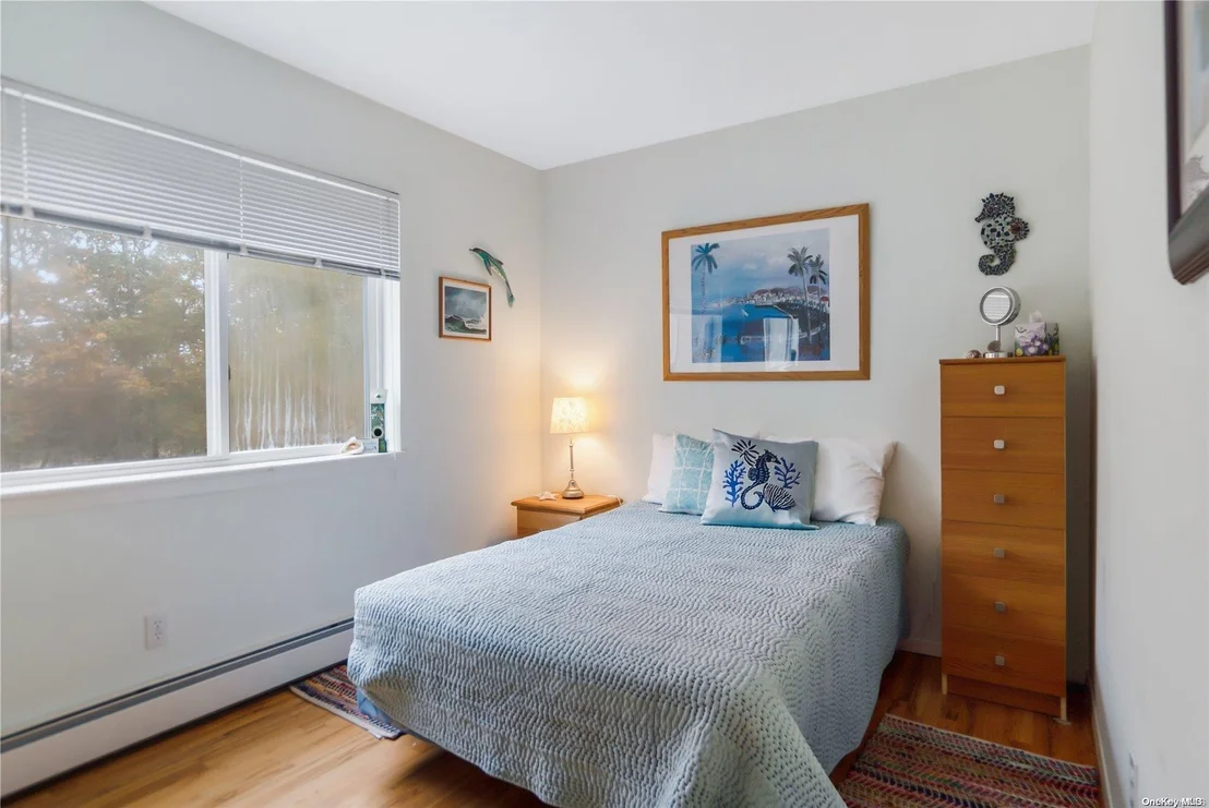Photo of 18 5th Avenue