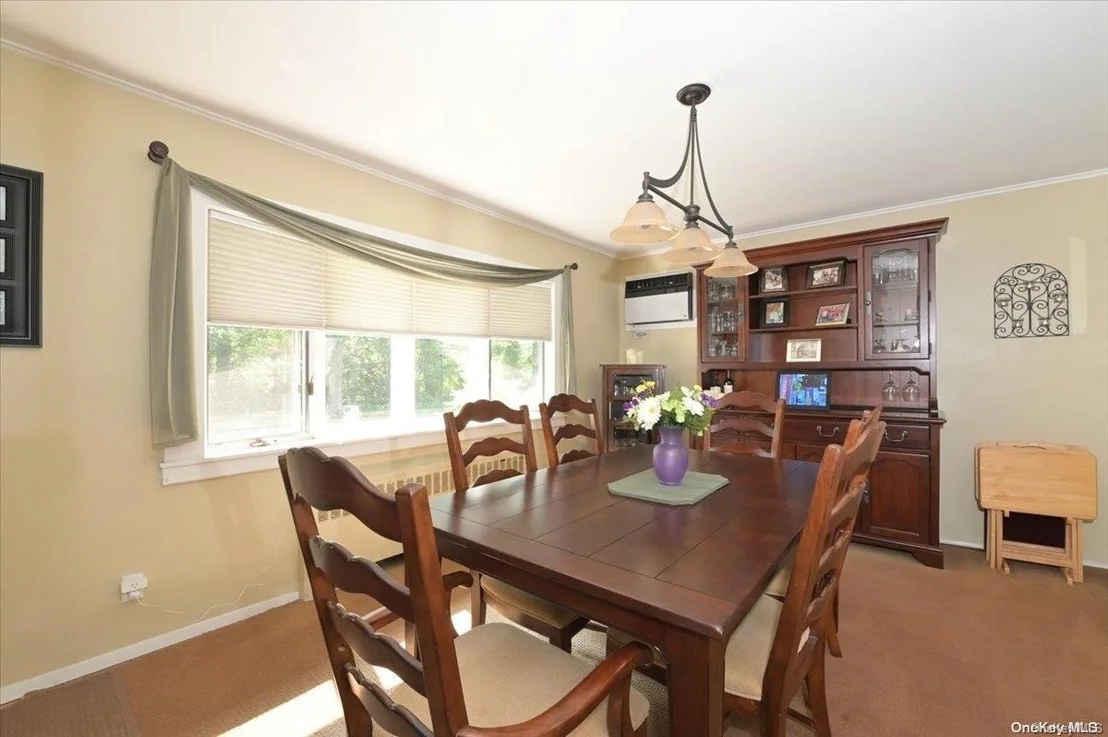 Photo of 876 Mayer Drive