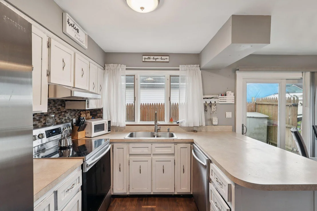 Photo of 17 Lombardy Drive