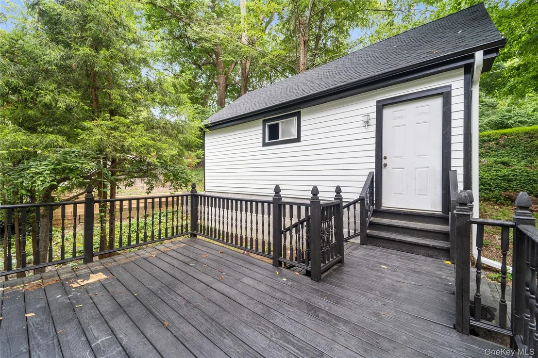 Photo of 17 Ridge Way