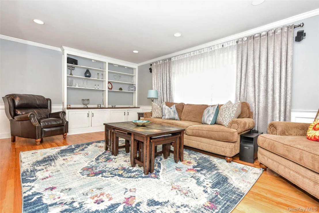 Photo of 3 Forest Knoll Drive
