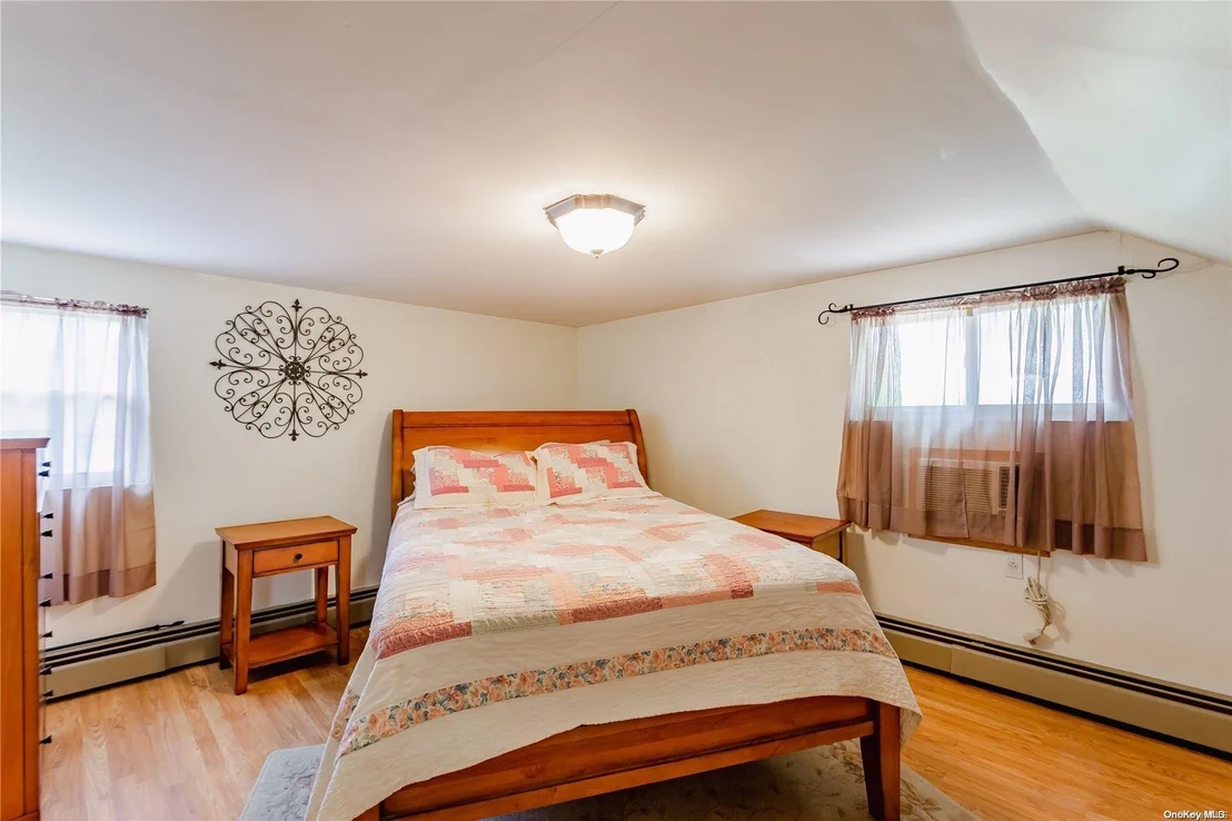 Photo of 164 Wilson Boulevard