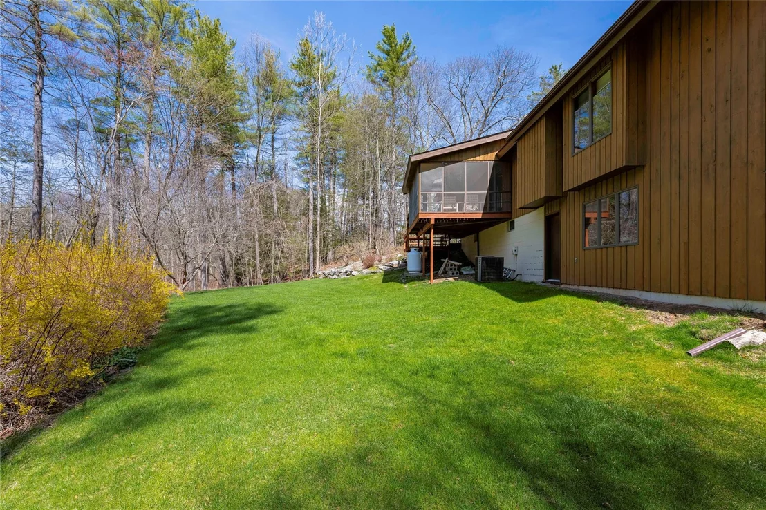 Photo of 23 Stoutenburgh Drive
