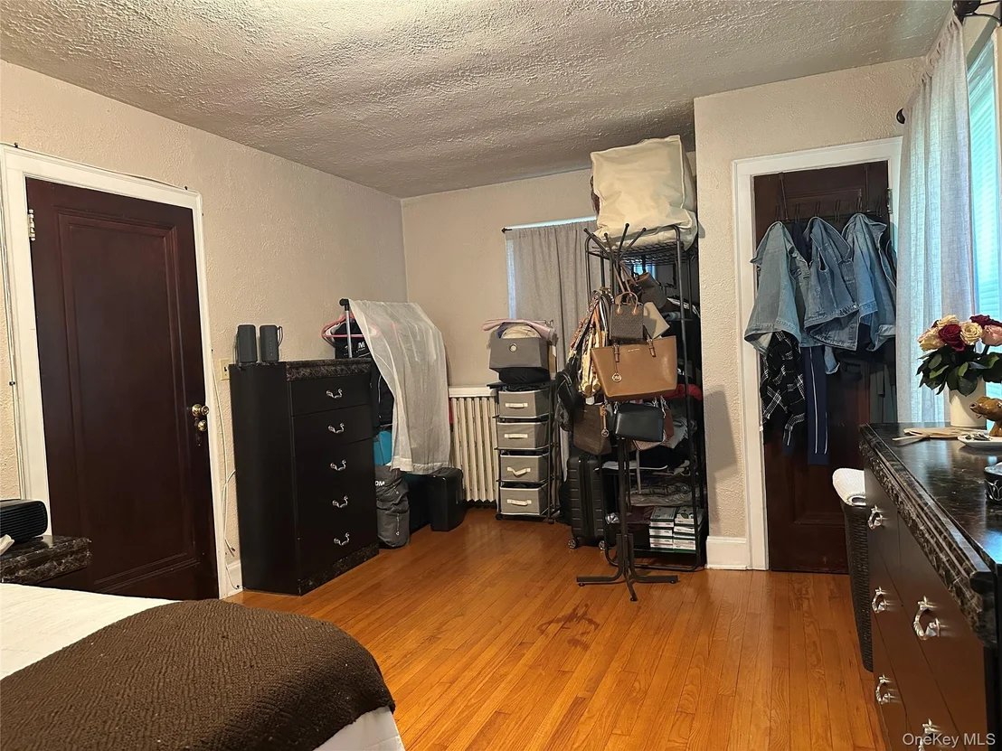 Photo of 237 Windsor Highway