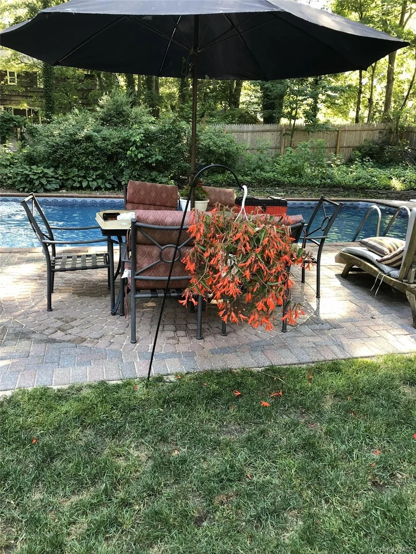 Photo of 105 Rustic Road
