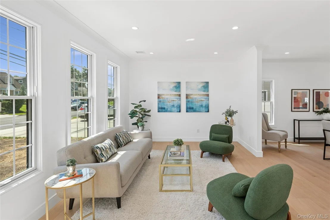 Photo of 1222 Powell Avenue