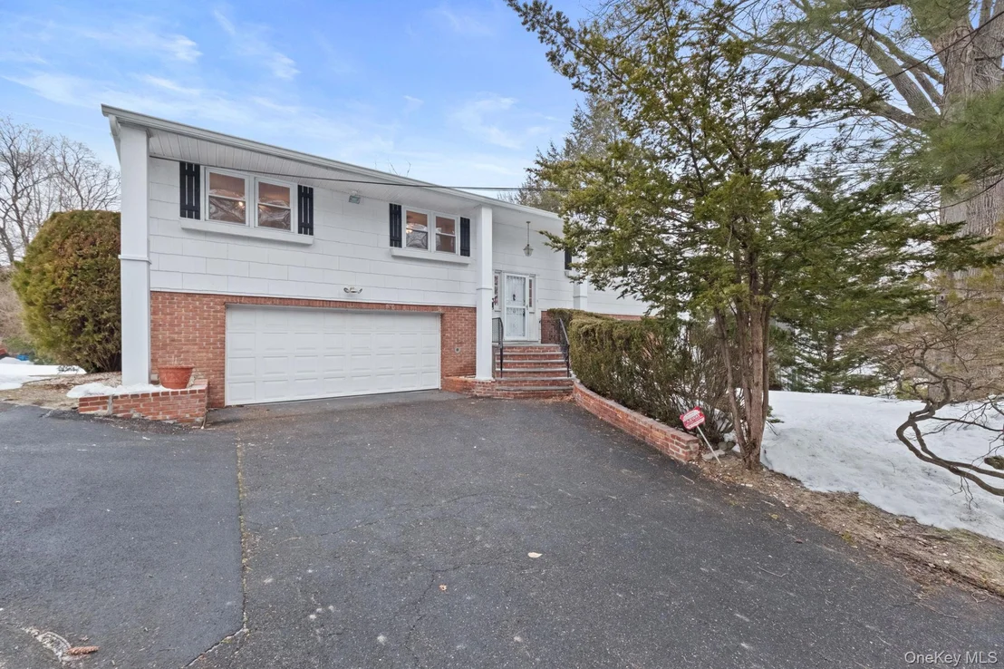 Photo of 32 Bramble Brook Road