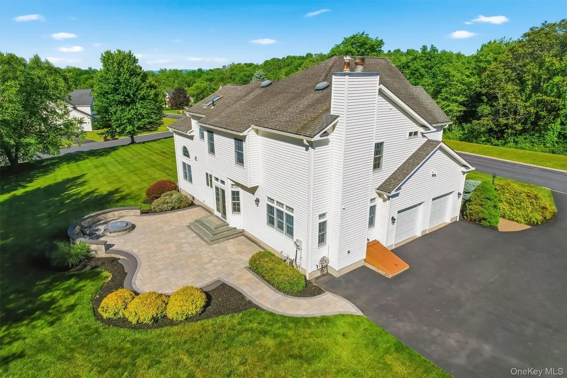 Photo of 8 Twin Spring Lane