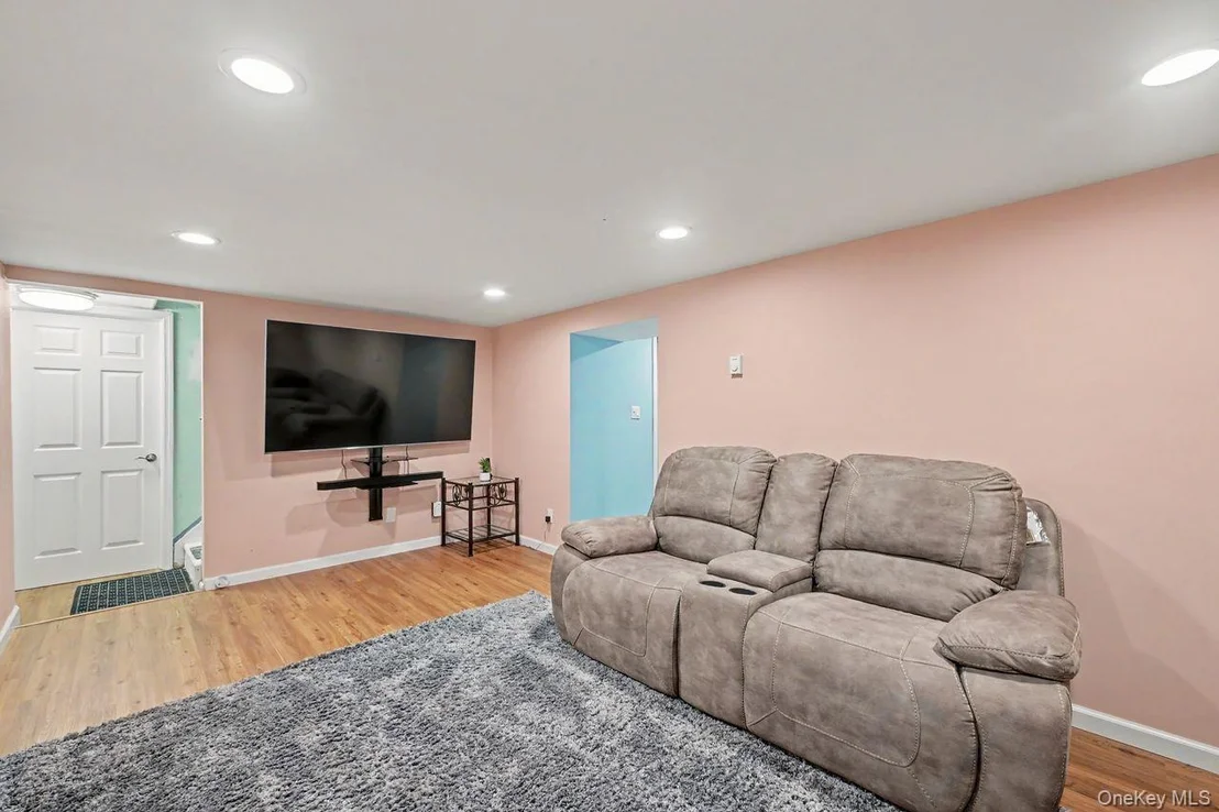 Photo of 21 Clematis Road