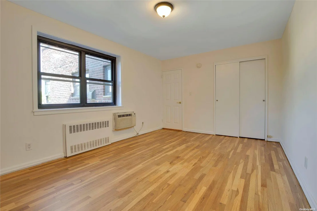Photo of Unit 3K at 50 Brompton Road