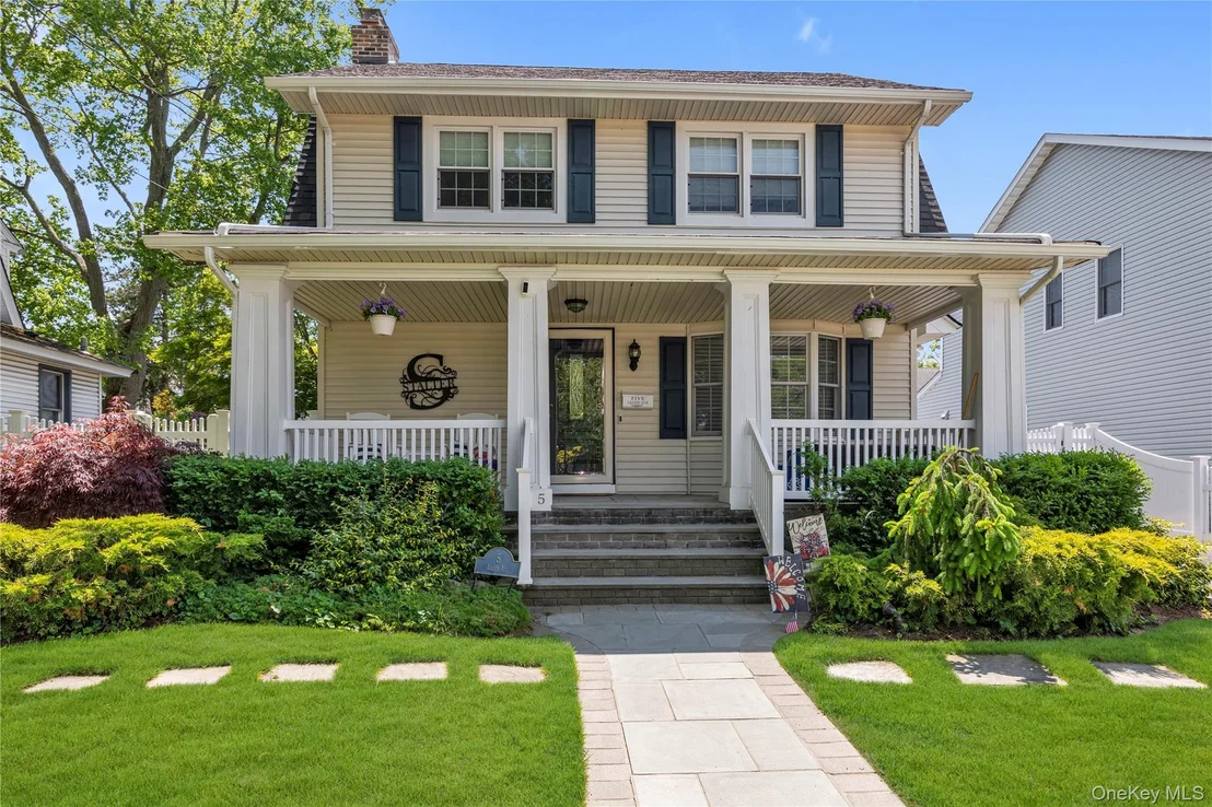 Photo of 5 Lloyd Avenue