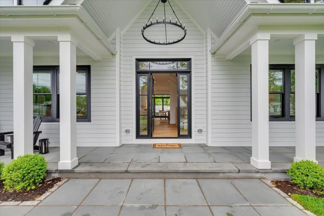 Photo of 12 Fairway Avenue