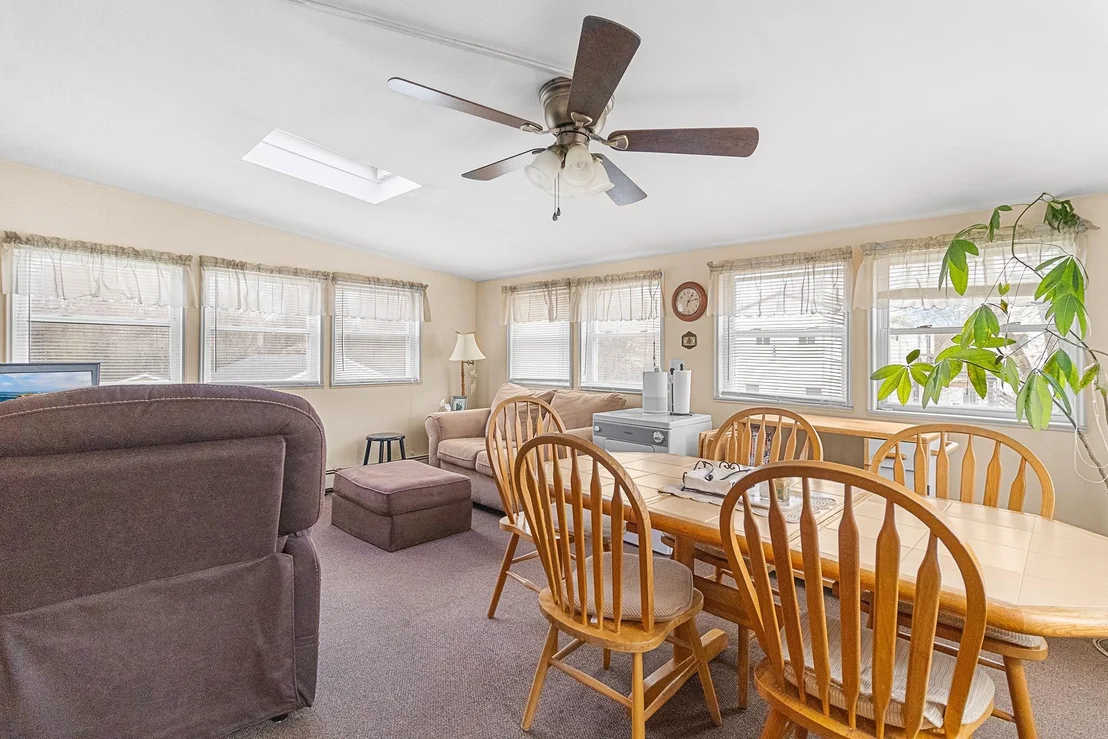 Photo of 116 Independence Avenue