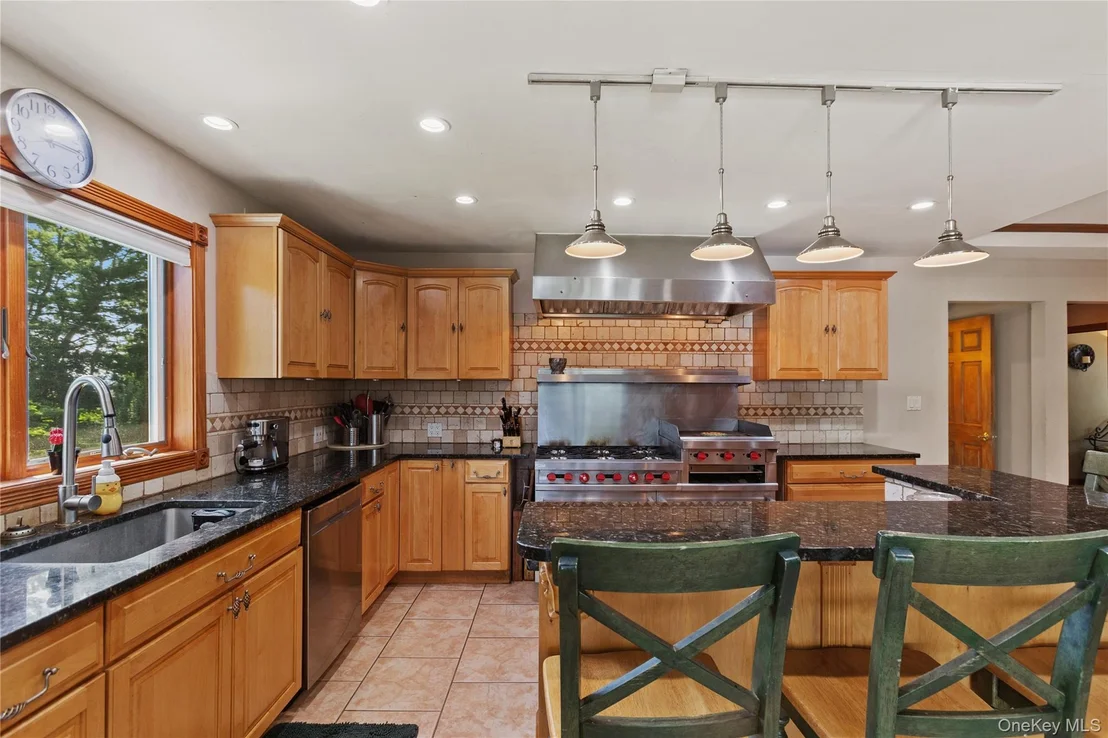 Photo of 10 Chestnut Drive