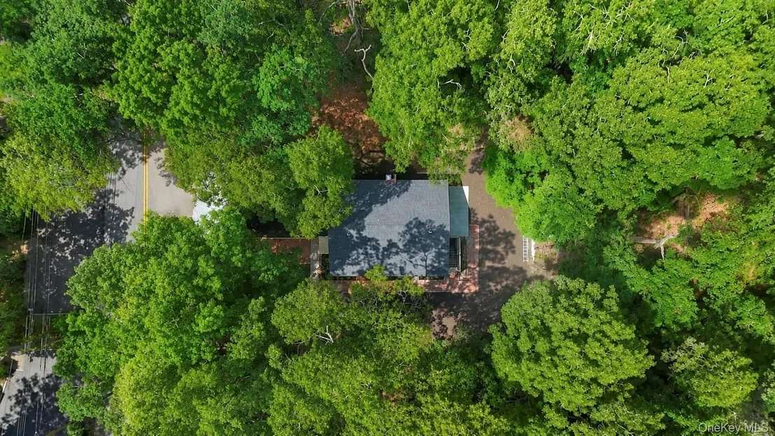Photo of 234 Lakeside Trail