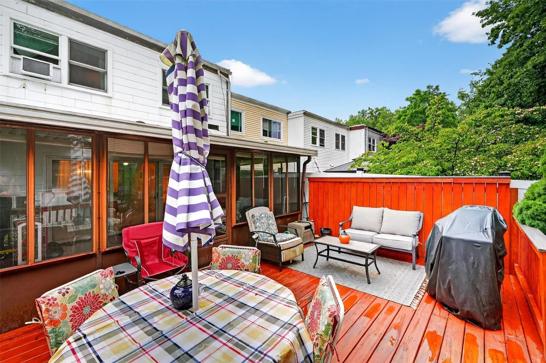Photo of 114 Halgren Crescent